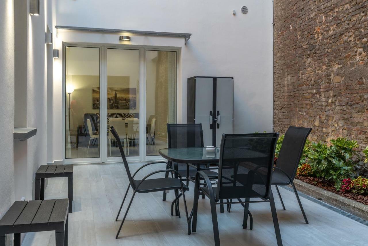 Dimora Santo Stefano: Ampia, Con Giardino Privato Lägenhet Bologna Exteriör bild