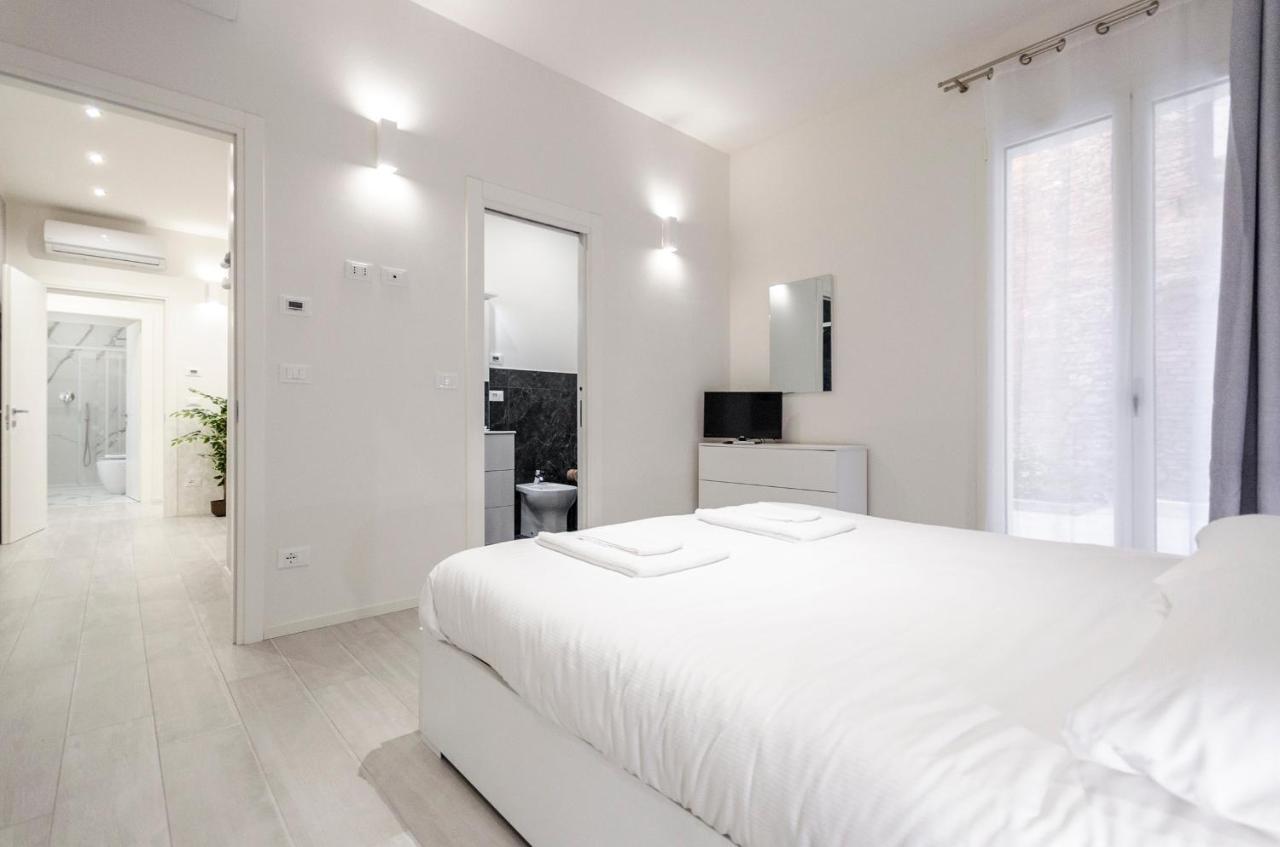 Dimora Santo Stefano: Ampia, Con Giardino Privato Lägenhet Bologna Exteriör bild