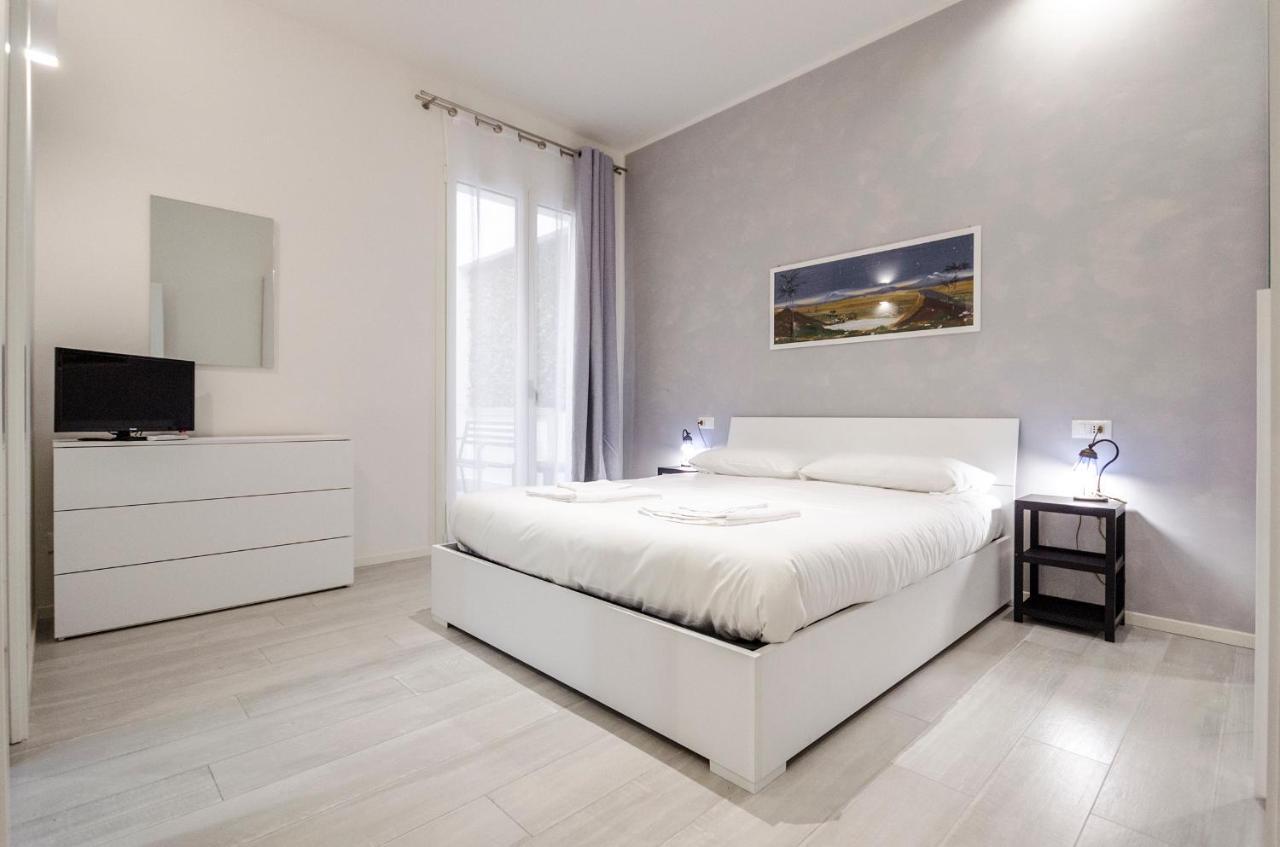 Dimora Santo Stefano: Ampia, Con Giardino Privato Lägenhet Bologna Exteriör bild